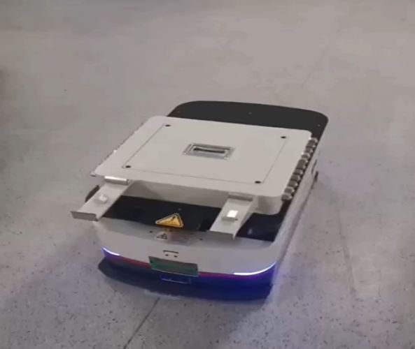 激光導航舉升對接式AGV應用